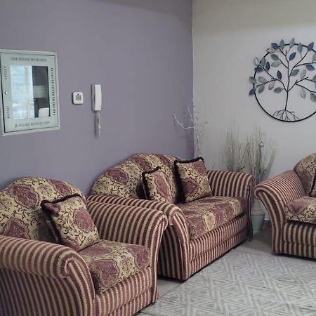 Apartmán Cozy 2Bhk Near To Dmcc Metro Station -505 Dubaj Exteriér fotografie